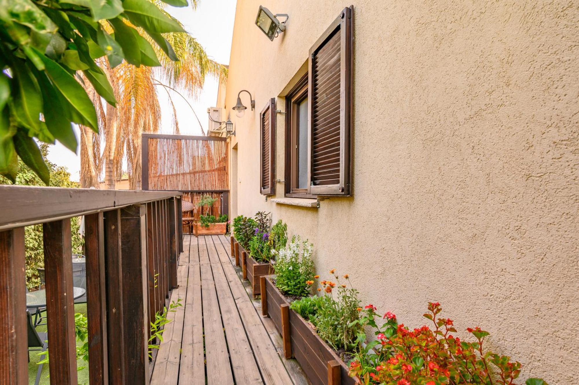 My Place In The Colony Zichron Ja’akow Exterior foto